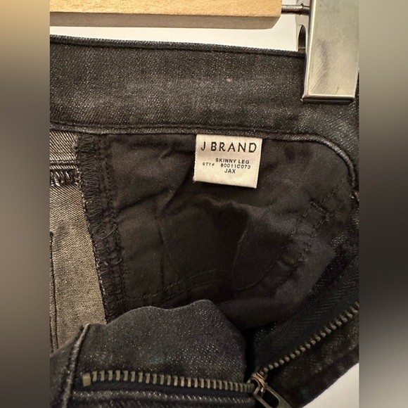 JBRAND jax model - Picture 4 of 5